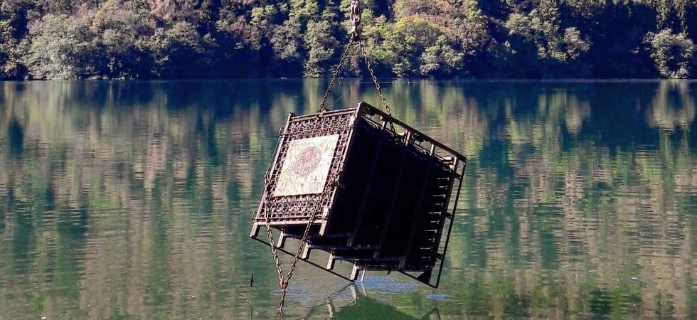 Il fondale del Lago di Levico cantina per il Trentodoc